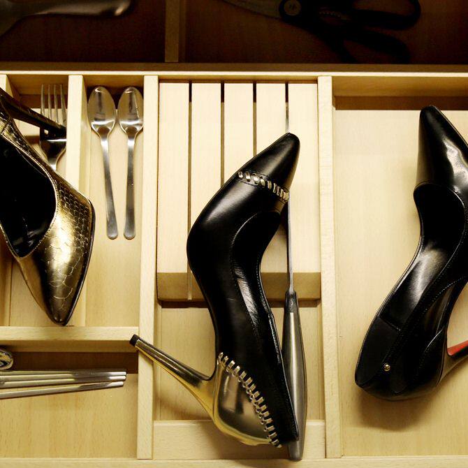 Korea Artisanal custom light lavish feminity Taste Splicing Golden Weave Pointed Sexy Fine Heels