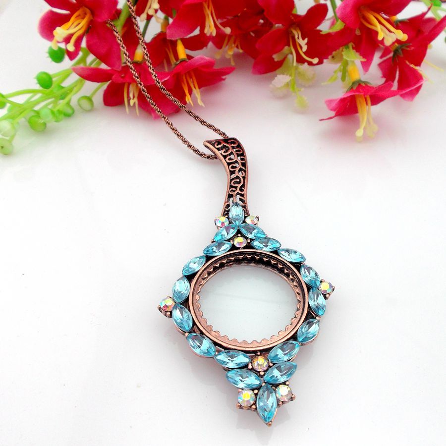 European and American fashion Fashion Ornaments Necklace Accessories Long Summer Magnifier Pendant Read Portable Retro Sculptures Durable