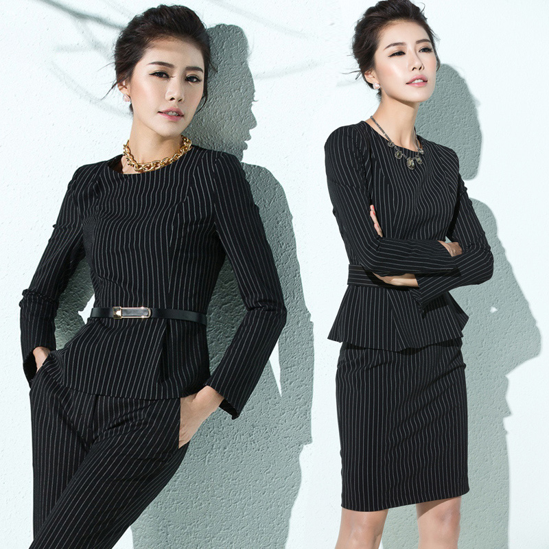 Tailleur femme - Ref 3242570 Image 1