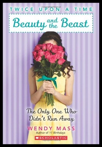 【预售】Beauty and the Beast: The Only One Who Didn’t Run