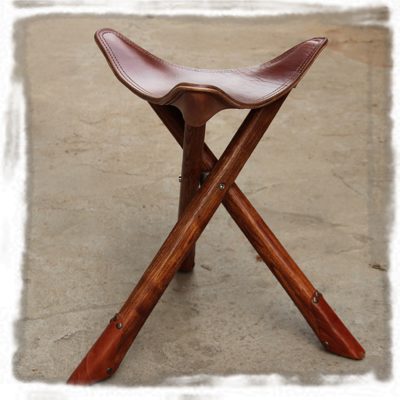 Outdoor cowhide folding stool triangle stool leather handicraft vintage leather maza portable fishing stool