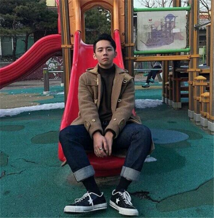 INS studios. 2017新款男女装INS同款 ins原色牛仔裤宽松直筒长裤