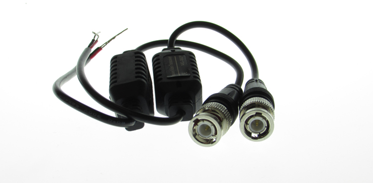 Twisted pair transmitter Monitoring transmitter pair