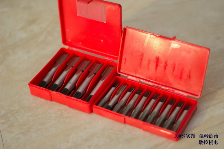 Taper Pipe Thread NPT1 41 81 23 41