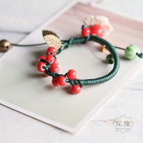 Floral hand for artistic temperament handwoven hook flower bracelet woman sweet beauty Bohemian girlfriends gift