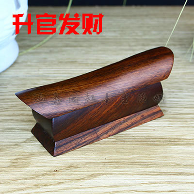 Red wood pendulum piece handicraft engraving rising official hair and money send seal wood carving pendulum with special small coffin seal box
