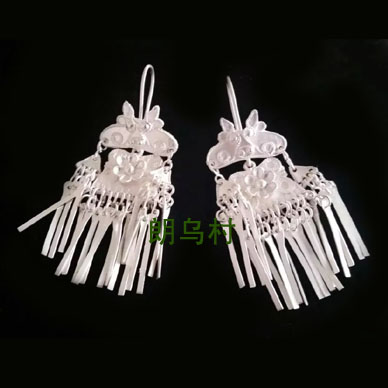 Antique earrings silver shop Miao silver S999 sterling silver handmade earrings small fresh national style craft gift decoration