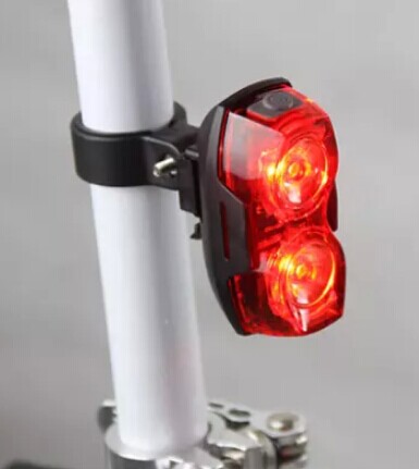 Super-bright bike tail light bicycle intense light rear tail light safety warning light