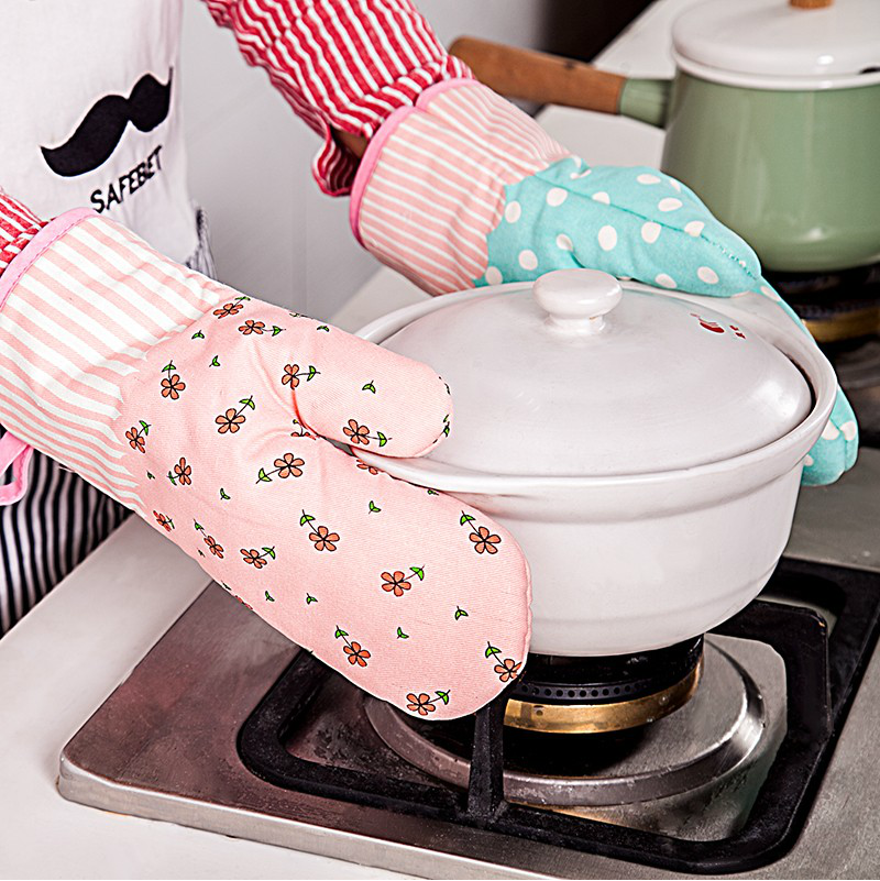 Baking Special Gloves Kitchen High Temperature Resistant Gloves Thickened Heat Insulation Oven Microwave Oven Anti Burn Gloves Single Sell