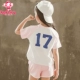 Bộ đồ bé gái 2019 phiên bản nước ngoài mới của Hàn Quốc mùa hè dành cho trẻ em quần dài trẻ em in màu ngắn tay in ngắn thể thao - Phù hợp với trẻ em quần áo trẻ em nam Phù hợp với trẻ em