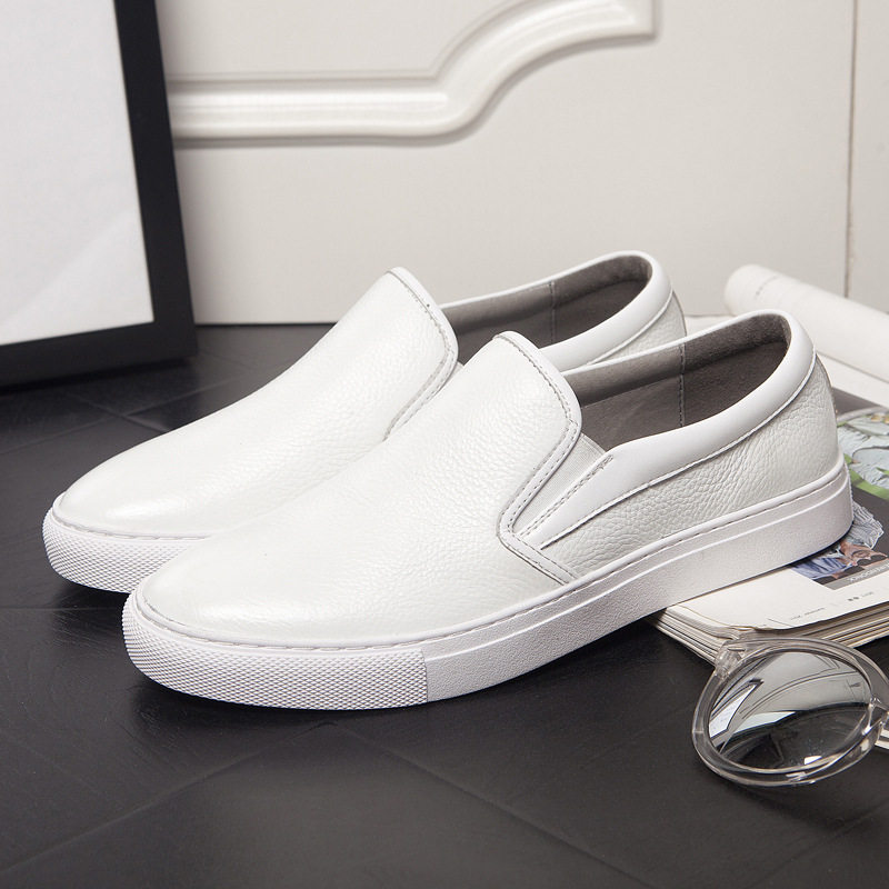 2017 summer breathable men's shoes small white shoes Korean version of leather shoes men's all-match black and white sports casual shoes trendy shoes