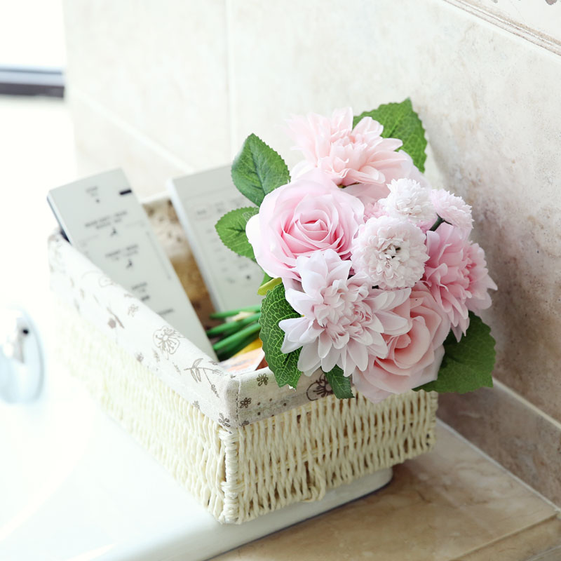 Makeup Simulation Rose Bouquet Home Living Room Bedroom Desk Makeup Simulation Rose Bouquet Home Living Room Bedroom Desk Decoration Flower Arrangement Artificial Silk