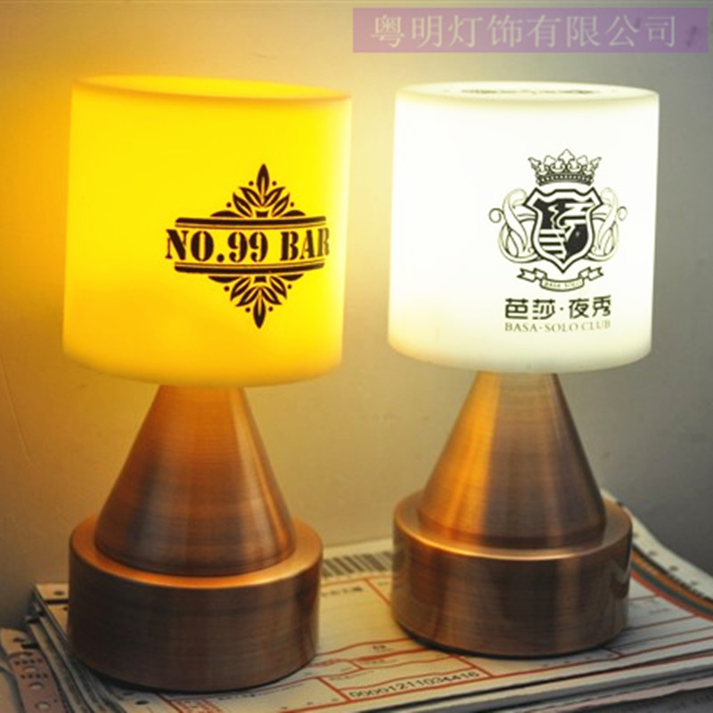 Yueming LED charging table lamp Bar table lamp Creative metal bottom drop-proof candle lamp KTV decorative service lamp