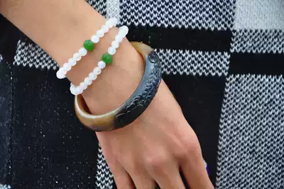 (Chunshen Desert Rose) Natural Hetian Jade Russian sugar old material carved peony bracelet