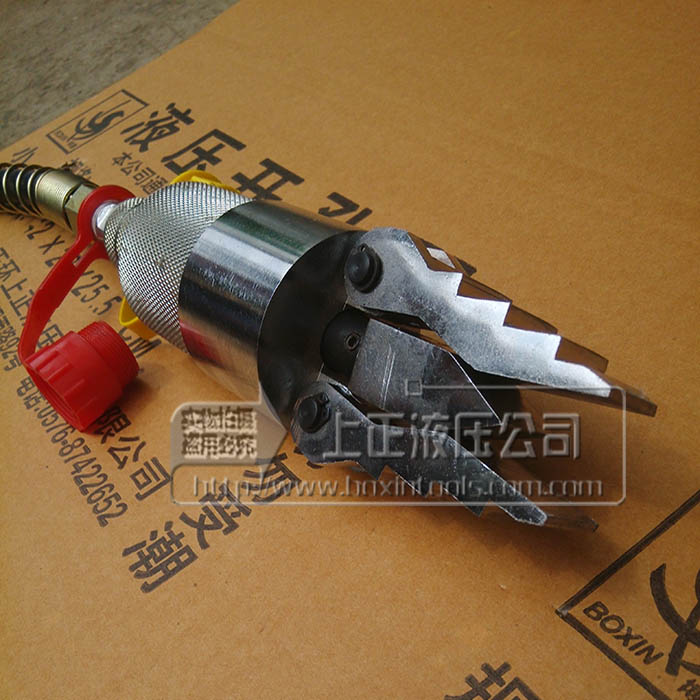 Two-type flange separator two-piece hydraulic dilator hydraulic hand pump one-piece flange expander
