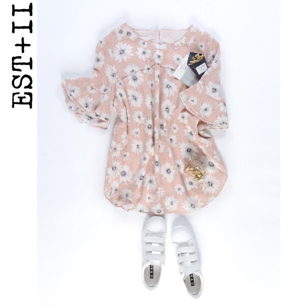 EST＋II 艺诗 18年新款 印花荷叶袖女式T恤 天猫优惠券折后￥79包邮（￥129-50）2色可选