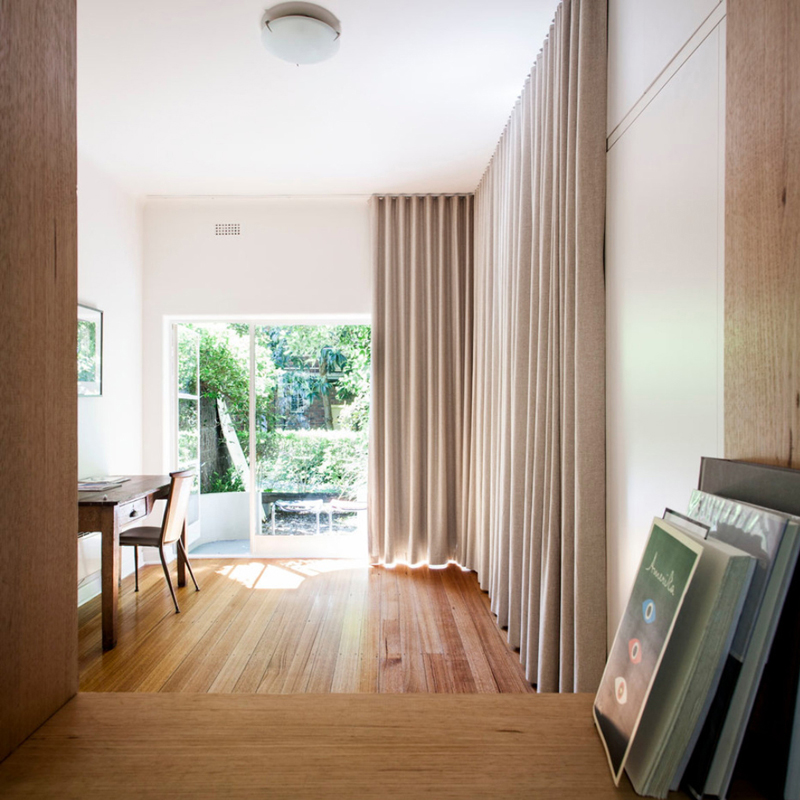 ��֯�Ұٴɫ�����ڹⴰ��ϸ����