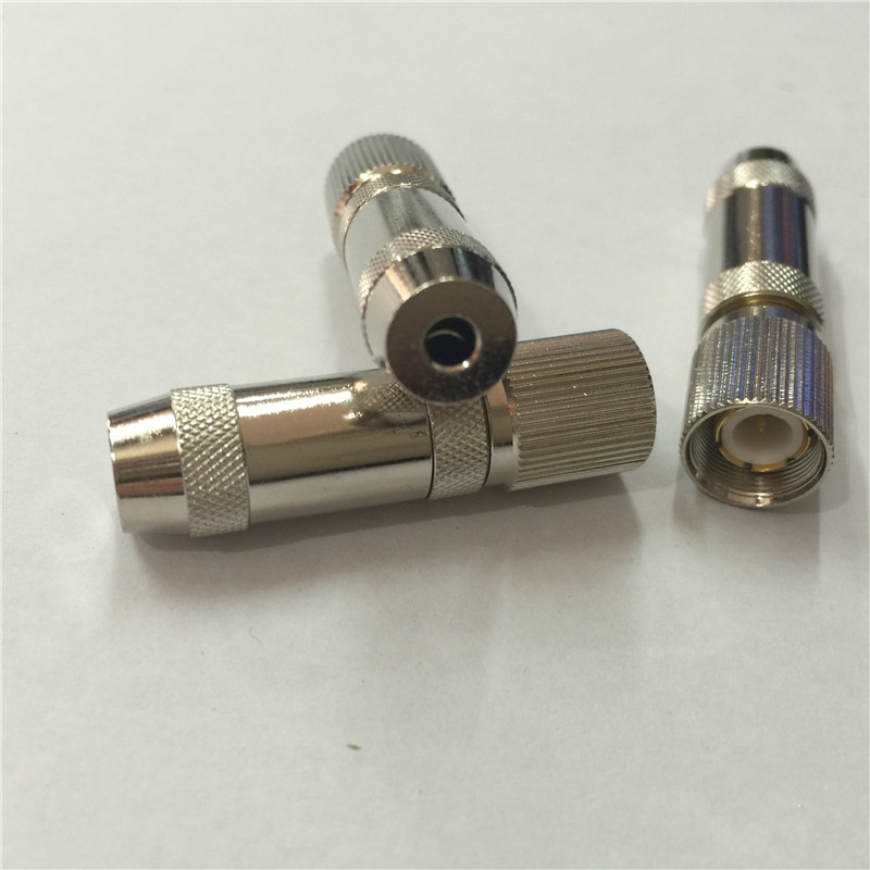 Two MHO 2M head connector L9-1-1 joint SYV75-1-1 RF line connection