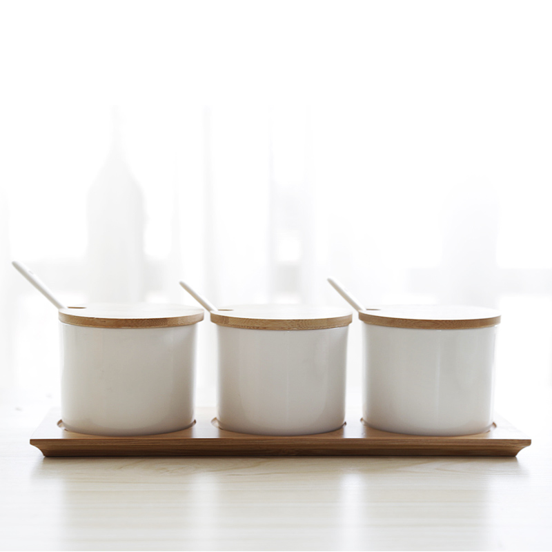 Kitchen ceramic flavor pot three suits for seasoning sauce seasoning box GuanPing bottles of salt sugar pot storage tank