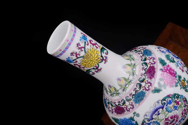 Jingdezhen ceramic vase colored enamel flower imitation of classical Chinese style household decoration decoration crafts