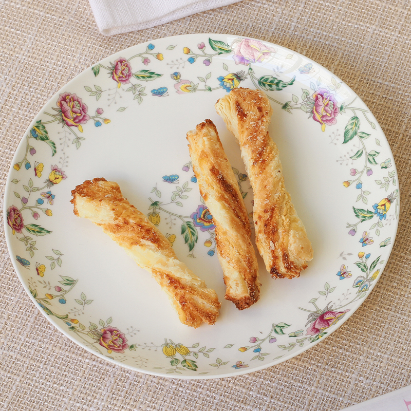 West wing on household ipads porcelain tableware of western food dish steak dishes soup dish plate ceramic bowl plate sheet is tasted suit
