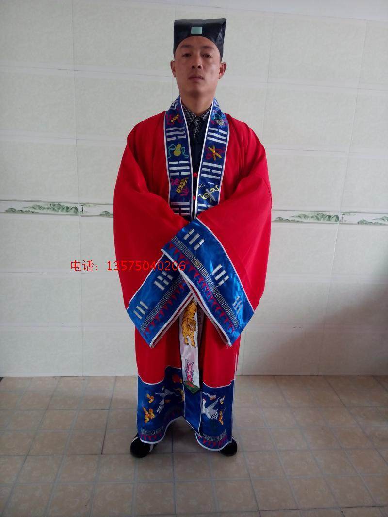 Daojiao Taoist Supplies Zheng One of the Longhu Mountain Common Law Clothing Zhengjie is a Taoiseach and a small sleeve Xiaotai Law suit