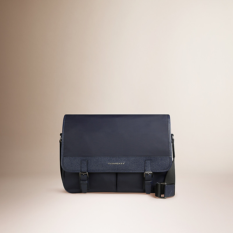 BURBERRY/博柏利皮革装饰信使包 39768171