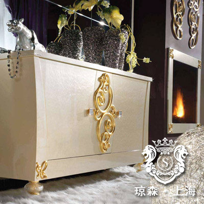 ��ɭ�¹ŵ�װ�ι��չʾ��mlk001