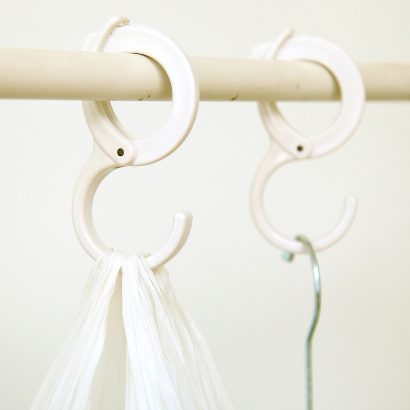 Japan KM Multi-functional clamping-type hanger crossbar table face table door along a multipurpose S-shaped hook