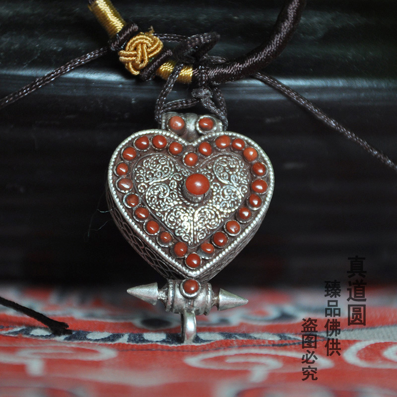 Gawu Box Nepal 925 Silver Filigree inlaid gemstone Exquisite Gawu Box Pendant Amulet