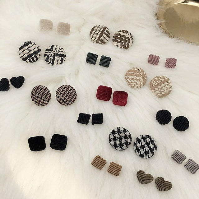 Retro British personalized earrings love plaid velvet corduroy earrings without pierced ears clip round button earrings