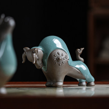 Ceramic bullish ornaments ຫ້ອງຮັບແຂກຂະຫນາດນ້ອຍທາງເຂົ້າຕູ້ເຫລົ້າທີ່ເຮັດຈາກ desktop desk desk desk ox ornaments