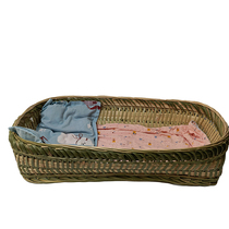 Zhuchuan four-carrying baby cradle bed cradle woven portable basket car-mounted soothing sleeping basket old-fashioned baby bed