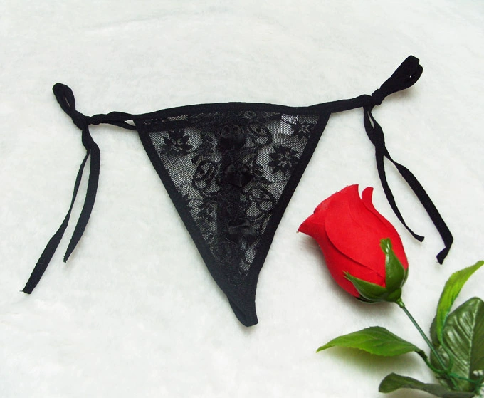 Sexy Ladies Đồ lót Đinh tán Tie Tulle Quần lót phối cảnh Thong ST7112