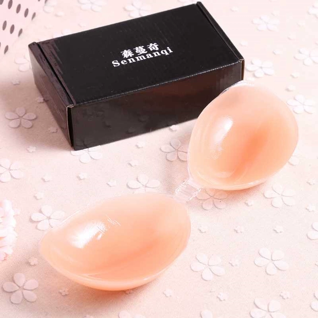 Miếng dán ngực silicon 4 lần Áo ngực Một chiếc cốc thay đổi C cốc Mặc bikini dày không thể bơi silicone văn bản vô hình