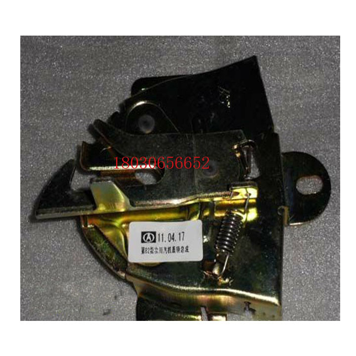 Sichuan Steam Mustang accessories F99F10F12 cover lock Hood lock assembly Hood cover lock Special price