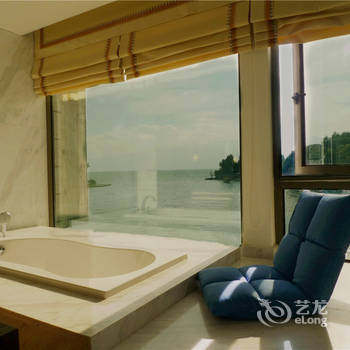 Dali Shuanglang Crab Island Luozhou Boutique Inn Deluxe Sea View Standard Room