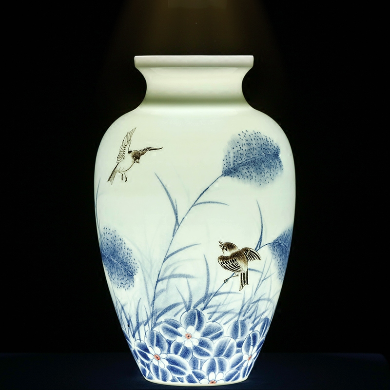Jingdezhen ceramics thin foetus porcelain vase furnishing articles furnishing articles hand - made of blue and white porcelain painting of flowers and birds of new Chinese style living room decoration