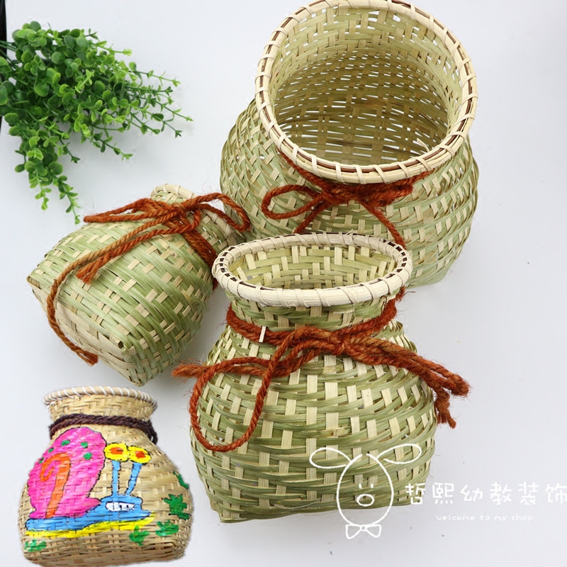 Indoor and outdoor hanging decoration of kindergarten bamboo decorative painting creative works fish basket bamboo basket fish back basket bamboo basket
