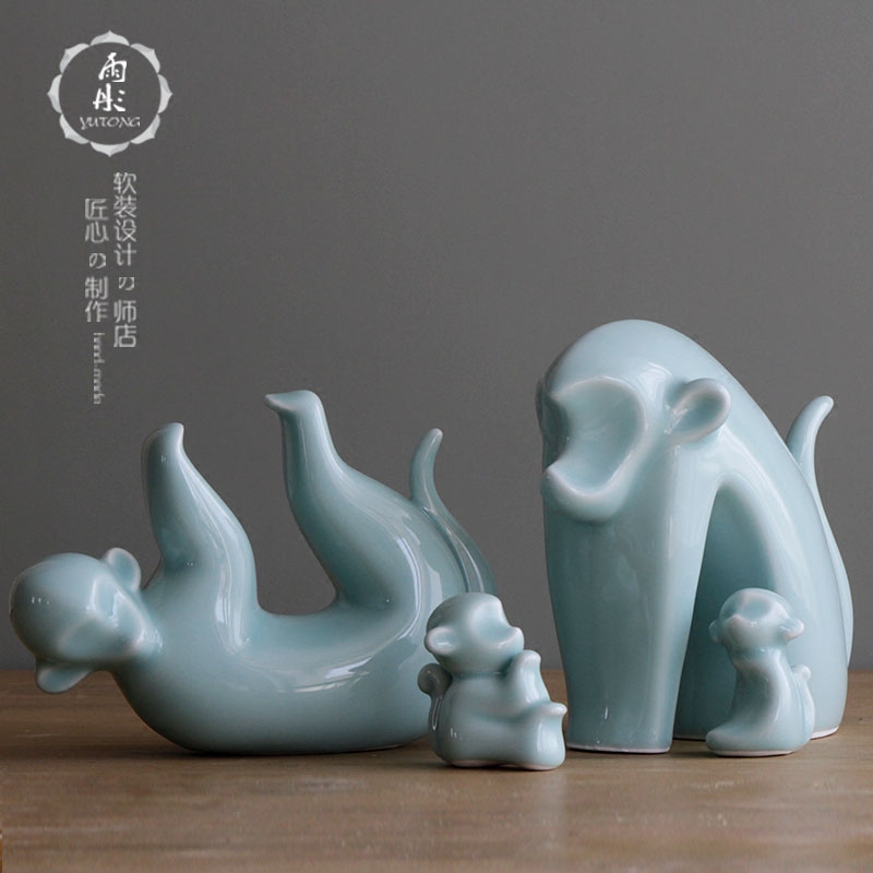 The rain tong home | shadow green craft porcelain of jingdezhen ceramics monkey sitting room ceramic animal ceramic household furnishing articles