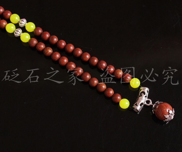 Natural Natural Surabian Rich Red and Ding Stone Necklace Tongstone Lifting Link Ding Stone Necklace