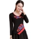 Phong cách Trung Quốc mùa thu gió quốc gia mới của phụ nữ áo thun cotton dài tay Slim V cổ thêu thêu cỡ lớn thêu đáy áo phông ngắn tay Áo phông