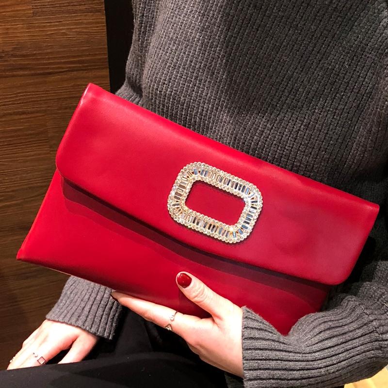 Clutch Bag for Women 2026 New Fashion Simple Handbag with Rhinestones Personalized Wedding Banquet Bag Versatile Shoulder Envelope Small Bag Trendy