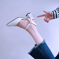 Mùa xuân và mùa thu 2018 mới, giày cao gót nữ retro có khóa chữ với một đôi giày phiên bản Hàn Quốc mũi nhọn với một đôi dép dày dép lê nữ đẹp
