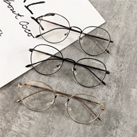 Kính tròn học sinh phiên bản Hàn Quốc của khung gương phẳng mỏng nghệ thuật retro hoang dã có thể được trang bị khung kính cận thị cho nam và nữ mat kinh hang hieu
