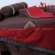 Zimei đã được cài đặt cao cấp cửa đỏ folk cao cấp rắn màu bông đẹp bedspread hoang dã để gửi một gia đình bốn lõi - Trang bị tấm