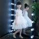 Áo cưới cho trẻ em Công chúa Váy Cô gái Fluffy White Gạc Host Trung bình Cô gái Một vai Hoa Váy Váy