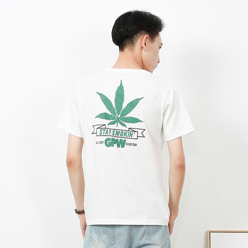 听风 夏季日系简约枫叶印花修身短袖T恤男生 青少年五分袖休闲T潮