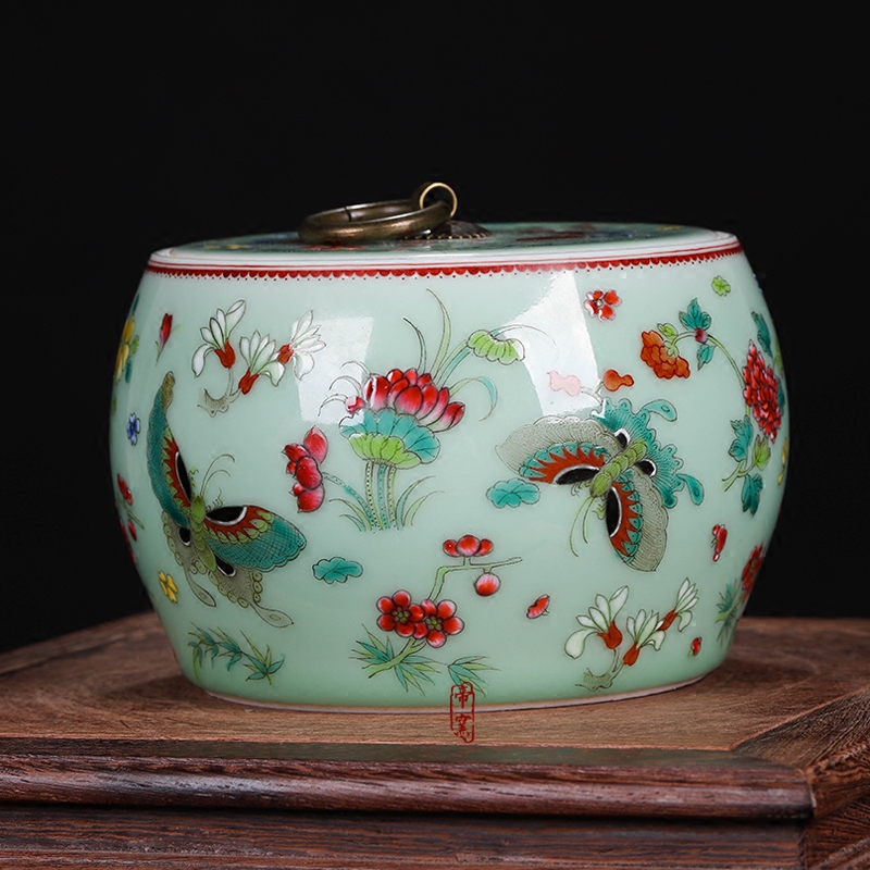 Archaize of jingdezhen porcelain the qing qianlong pastel best butterfly cover can of antique hand - made caddy fixings penjing collection decorations