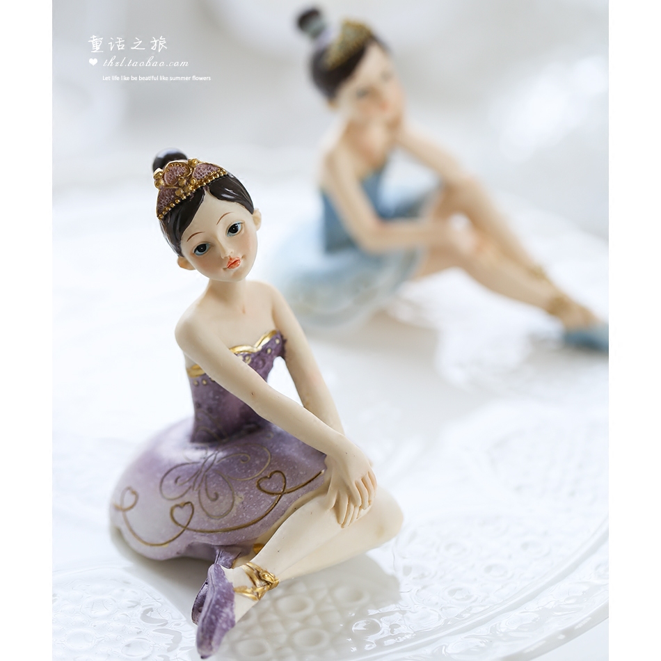 (Fairy tale journey) Home decorations Bedroom cute cute decorations Dancing little princess ornaments Ballet girl